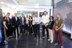 The Prime Minister visits ICEYE’s facilities and satellite production line in Greece